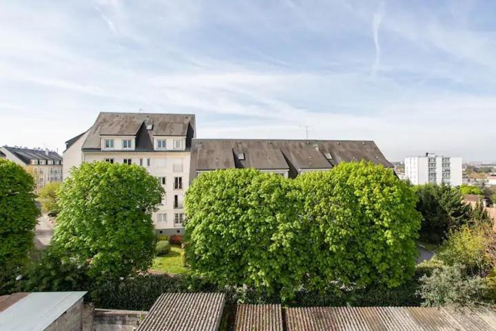Le Studio Parisien Boissy-Saint-Leger Ngoại thất bức ảnh
